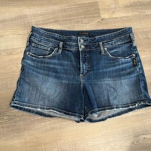 Silver Jeans Shorts Size 14